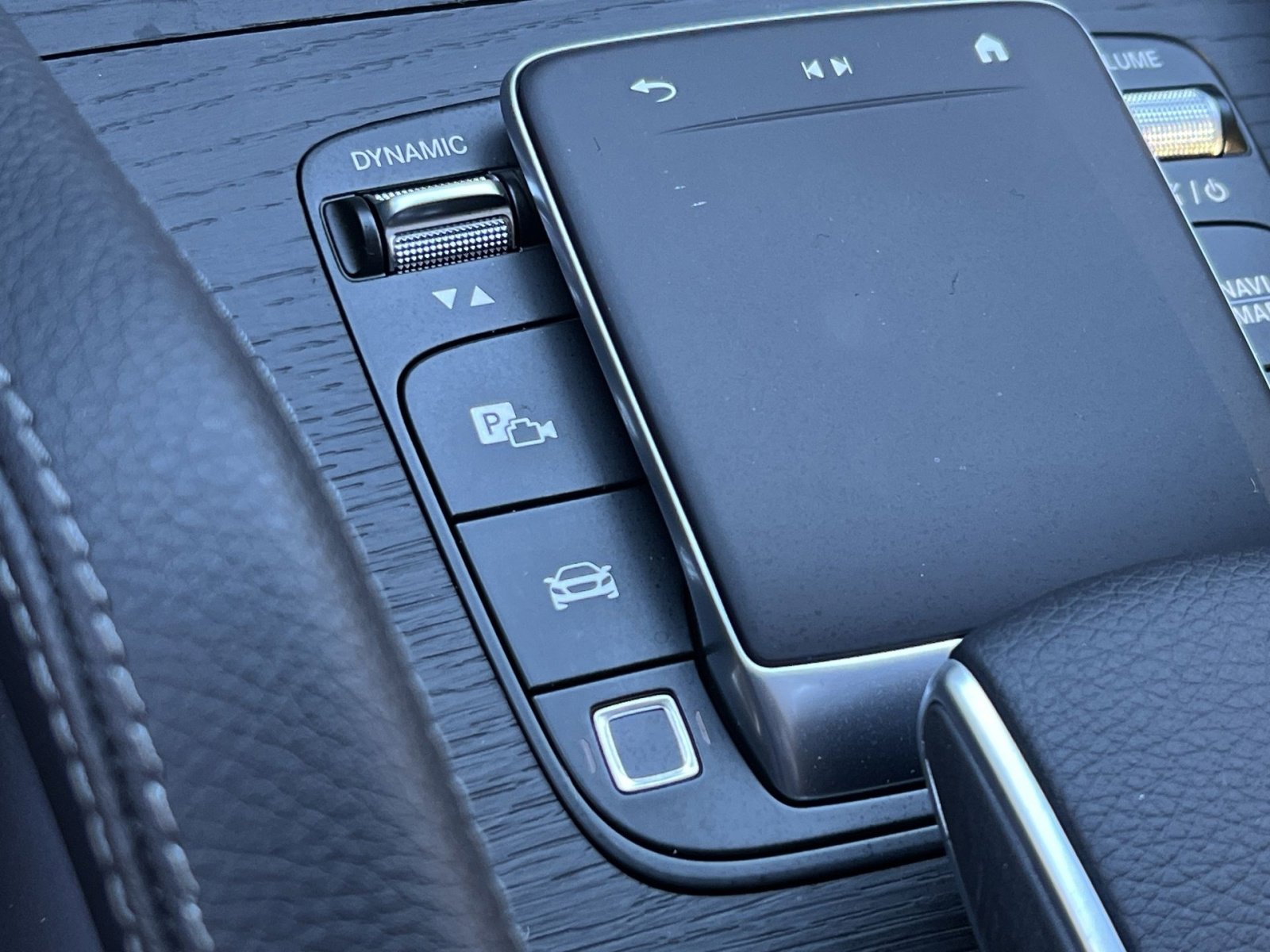 Certified 2026 Mercedes-Benz GLS 450 4MATIC image 34