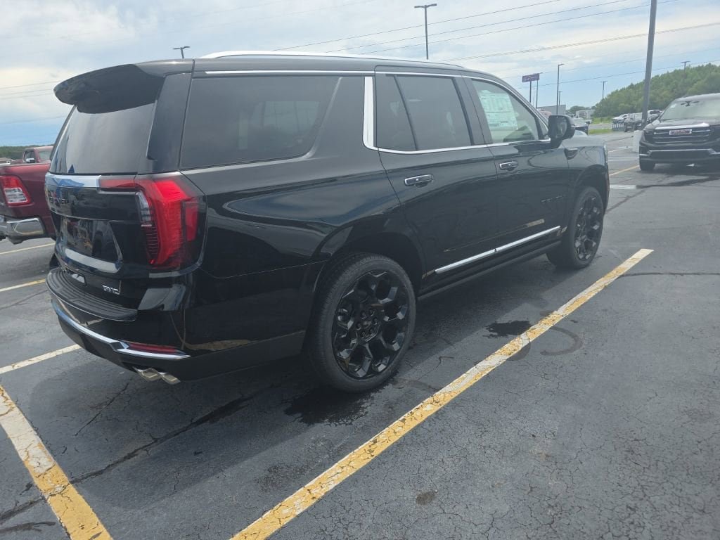 New 2026 GMC Yukon Denali w/ Denali Reserve Package AWD/4WD image 5