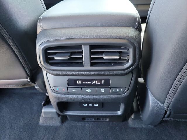 Certified 2025 Honda Pilot Touring image 13