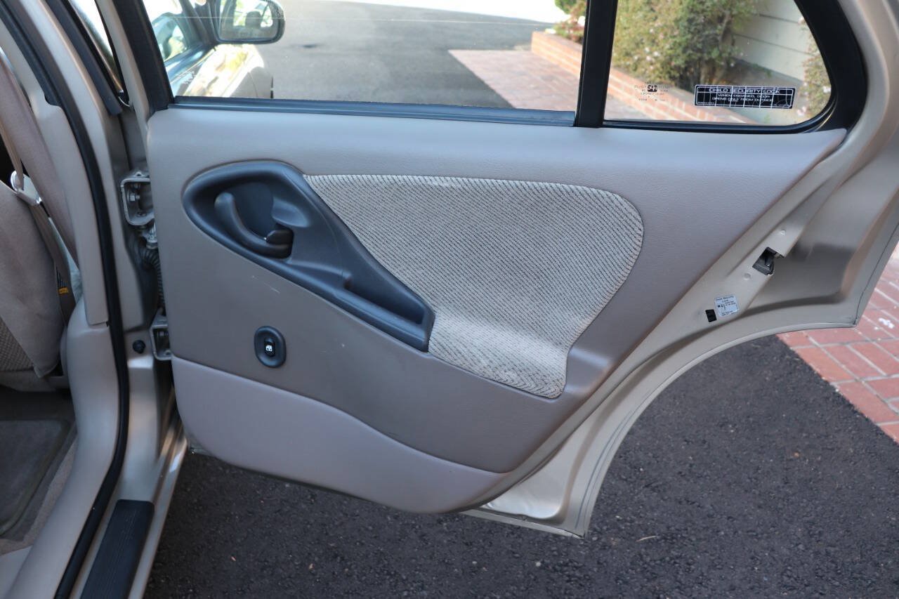 Used 1997 Chevrolet Cavalier LS w/ Preferred Equipment Group 2 FWD image 33