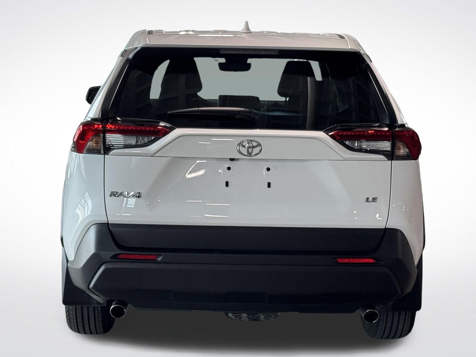 Used 2023 Toyota RAV4 LE image 9