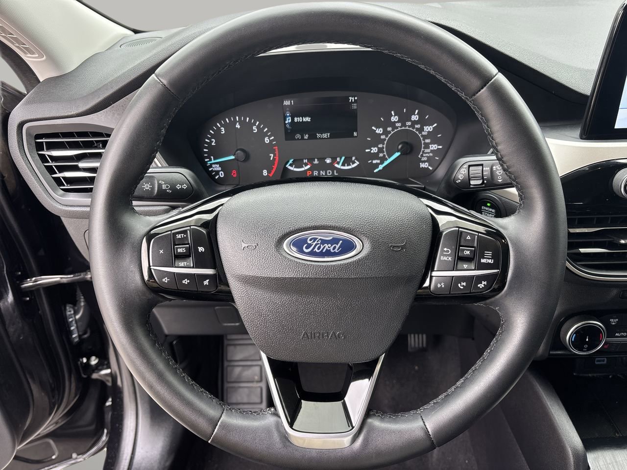 Used 2022 Ford Escape SEL image 29