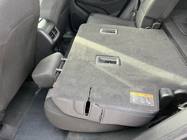 Used 2023 Chevrolet Equinox LT image 36