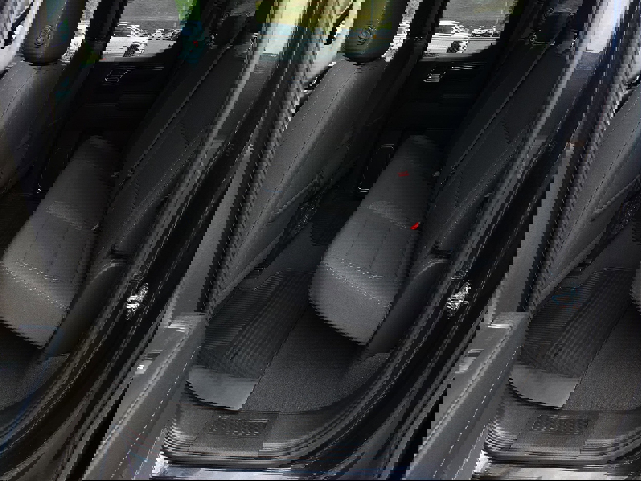 Used 2023 Chevrolet Silverado 1500 LT image 13