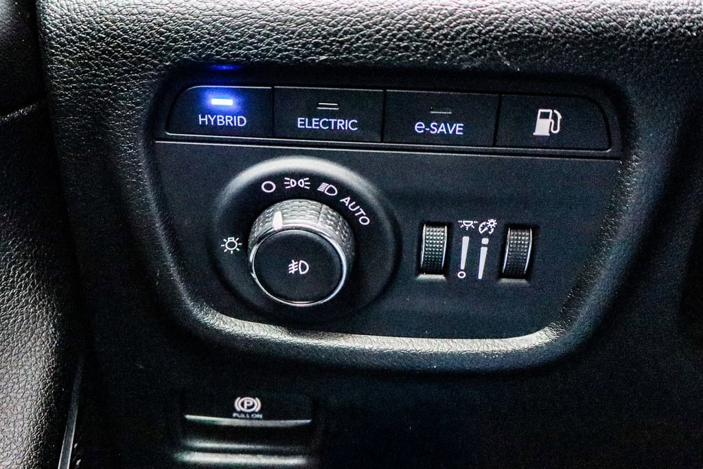 Used 2024 Jeep Grand Cherokee Limited 4xe image 21