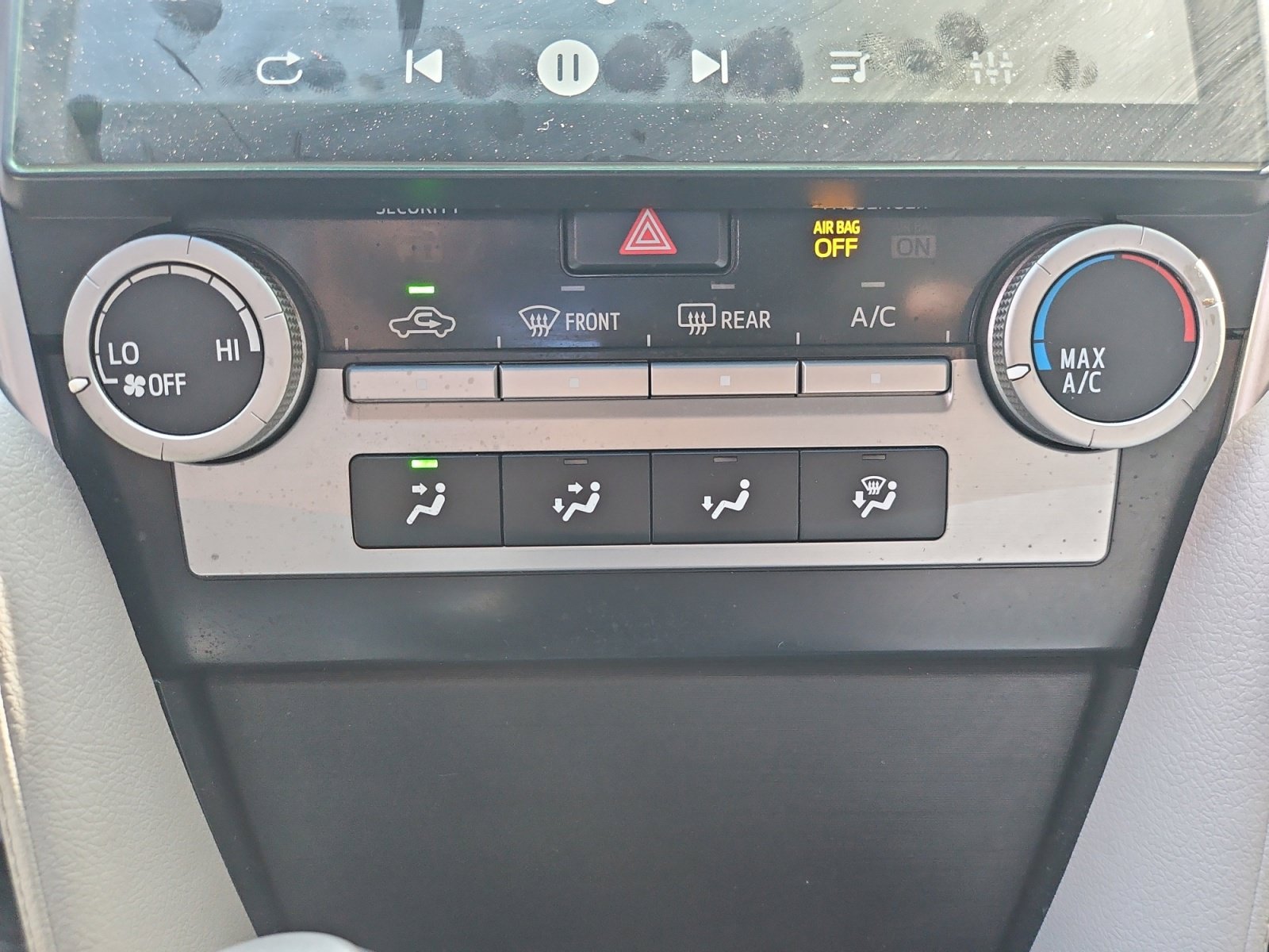 Used 2012 Toyota Camry FWD image 25