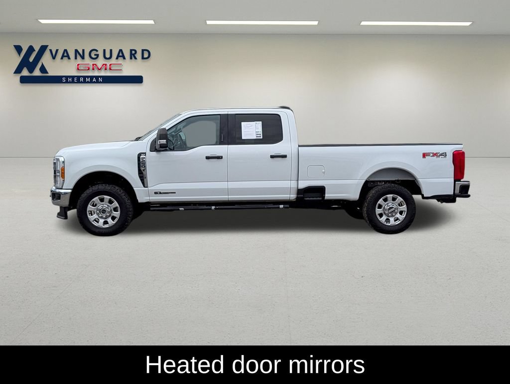 Used 2023 Ford F250 XLT w/ FX4 Off-Road Package AWD/4WD image 4