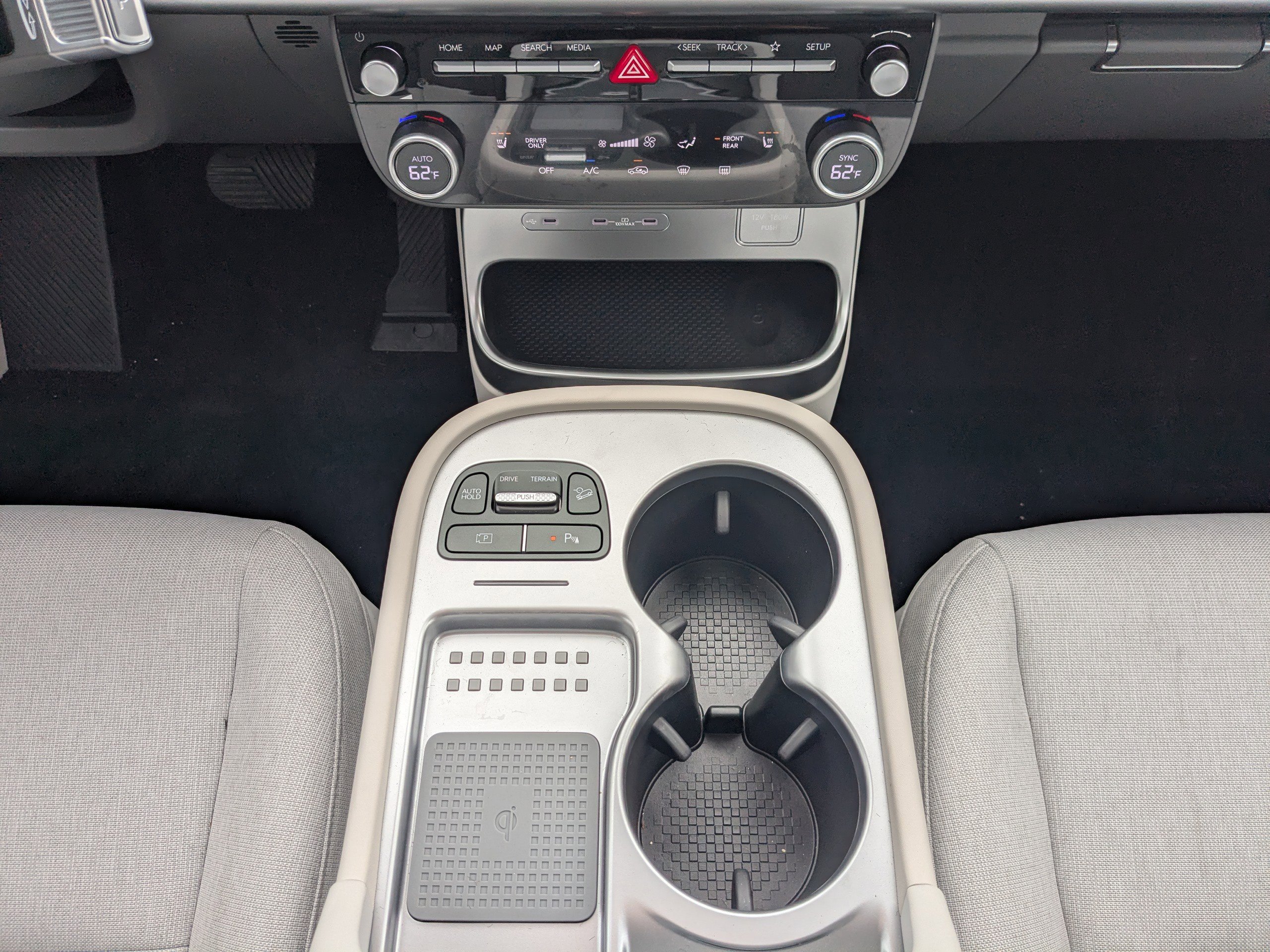 Certified 2026 Hyundai Ioniq 9 SE AWD/4WD image 19