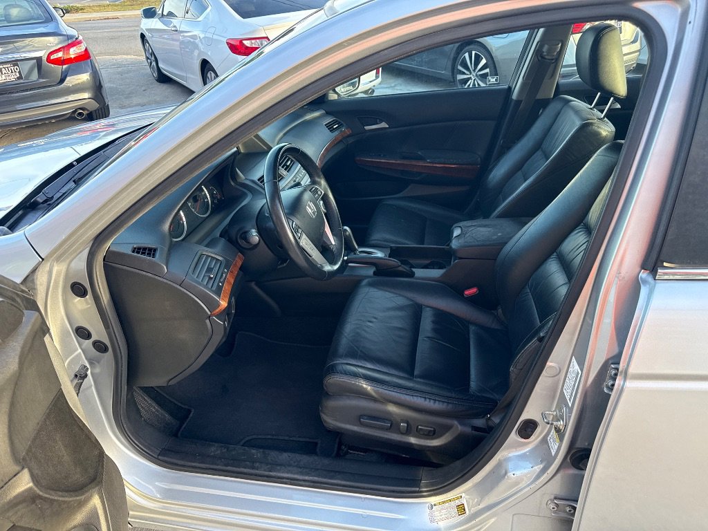 Used 2012 Honda Accord EX-L image 11