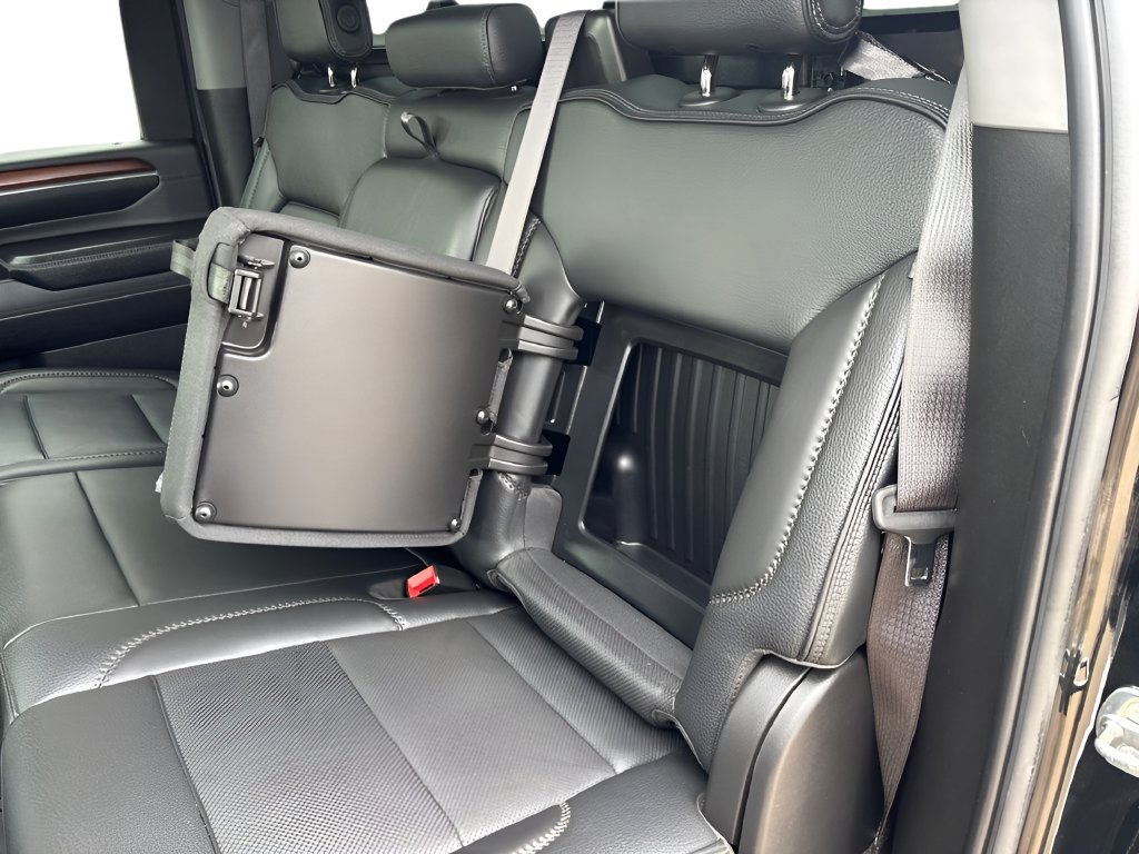 Used 2024 GMC Sierra 2500 Denali AWD/4WD image 29