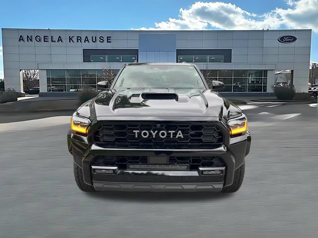 Used 2025 Toyota 4Runner TRD Pro AWD/4WD image 2