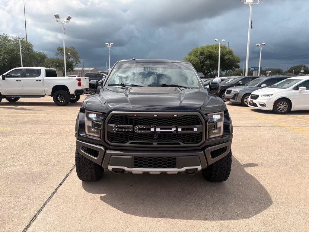 Used 2018 Ford F150 Raptor w/ Equipment Group 802A Luxury AWD/4WD image 2