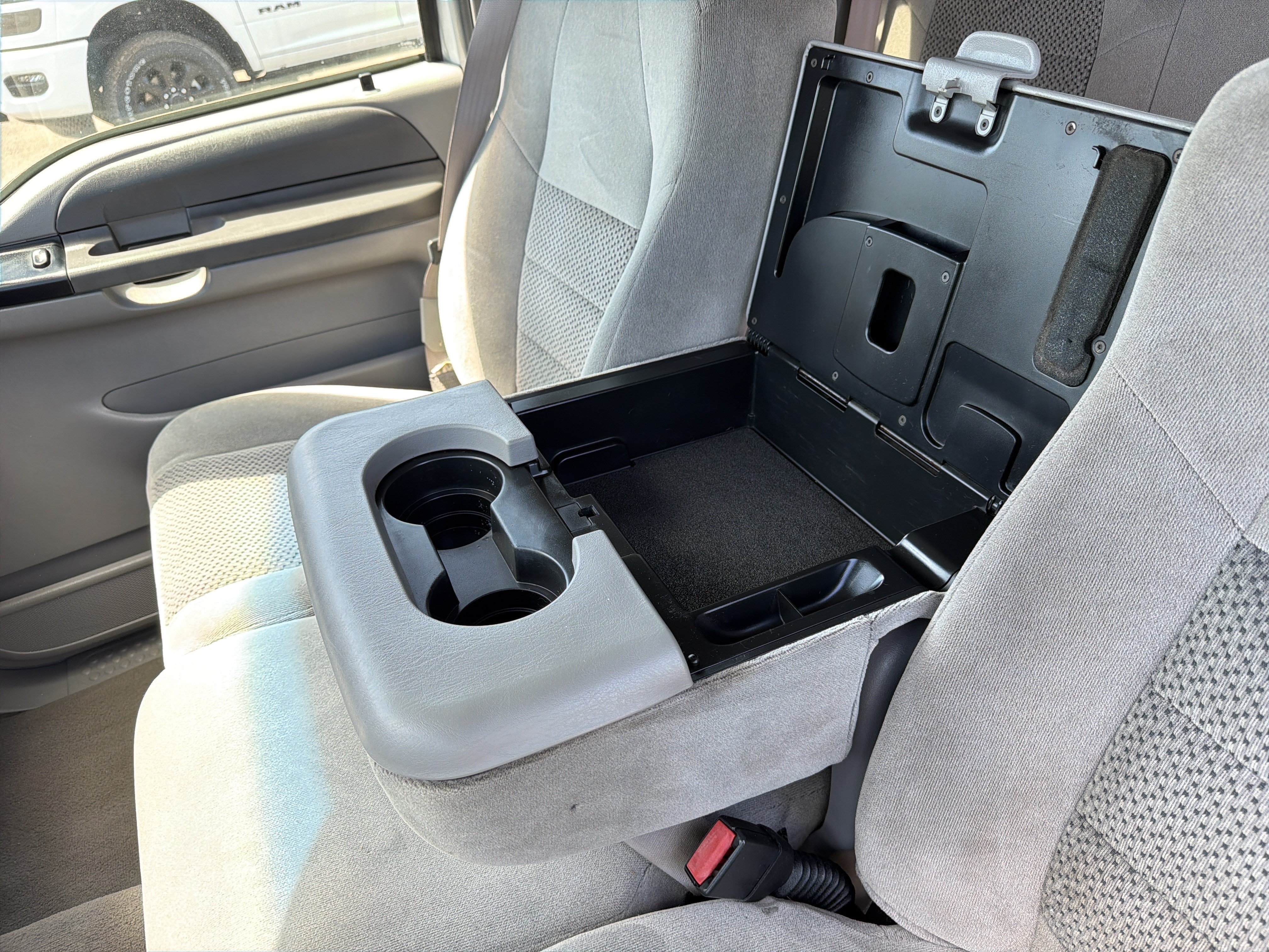 Used 2001 Ford F250 XLT RWD image 13