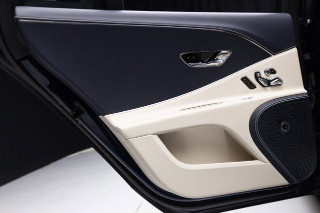 Used 2021 Bentley Flying Spur W12 image 49