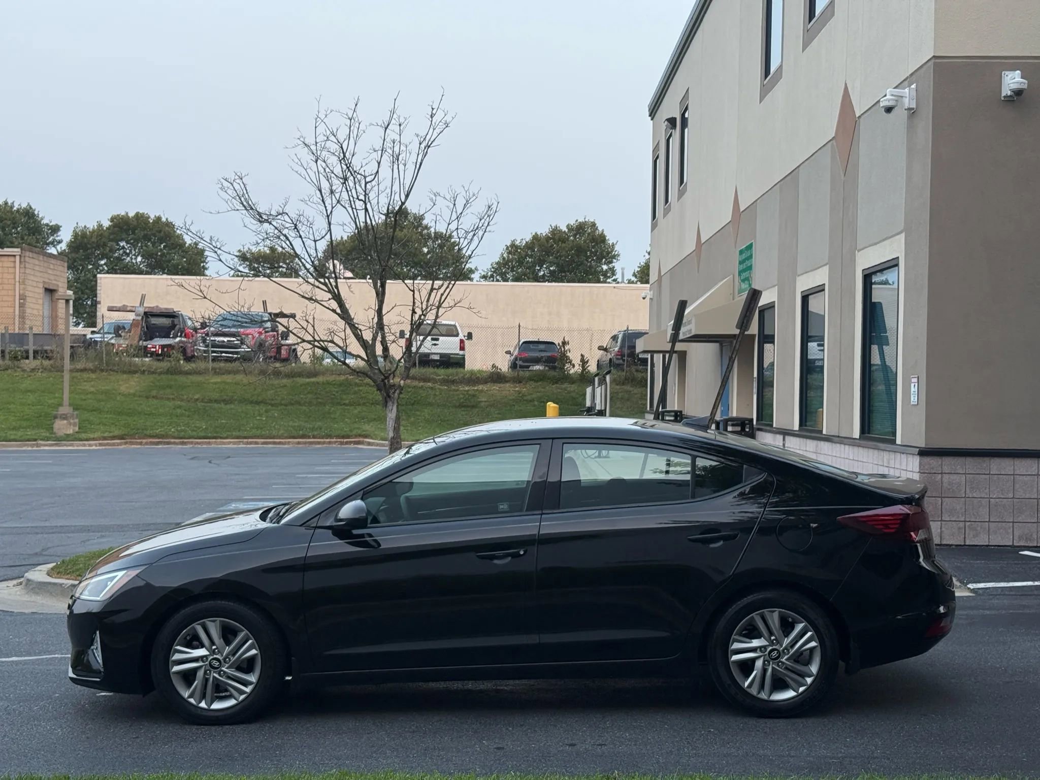 Used 2020 Hyundai Elantra SEL w/ Winter Weather Package image 10