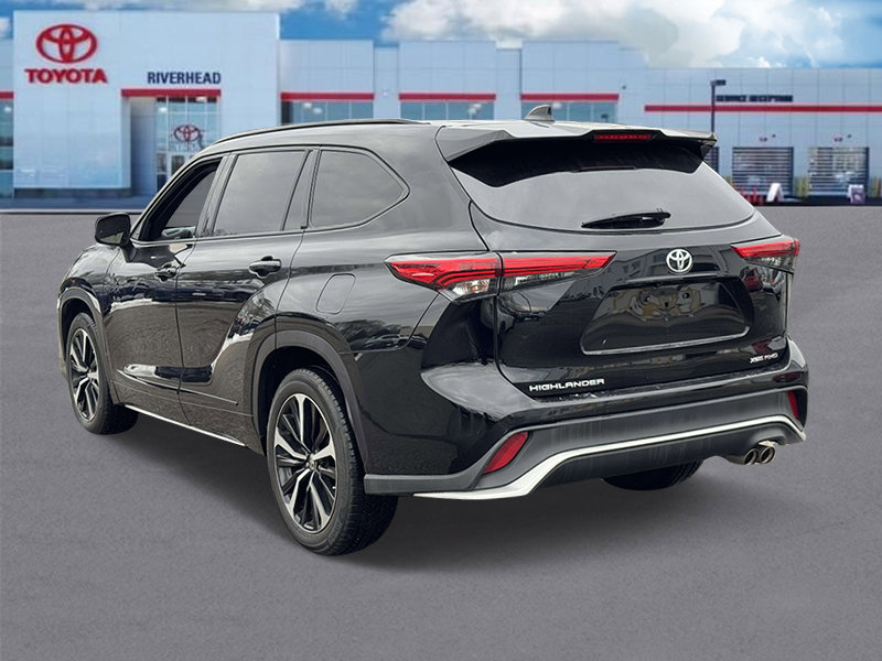 Used 2021 Toyota Highlander XSE image 5