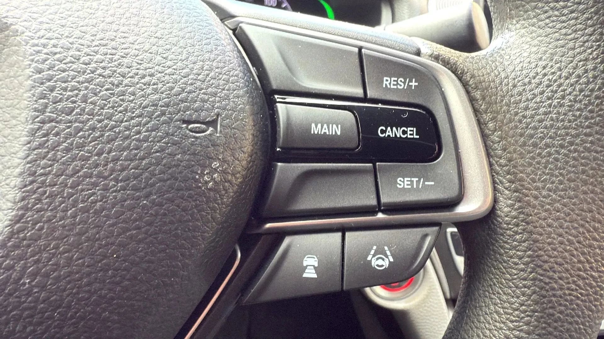 Used 2020 Honda Accord Hybrid image 11