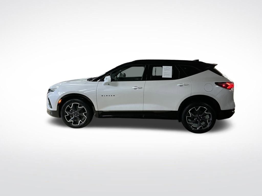 Used 2022 Chevrolet Blazer RS image 2