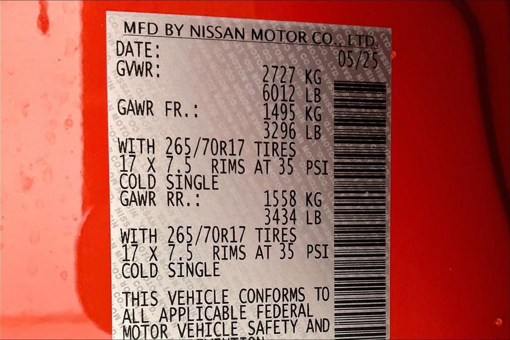Used 2025 Nissan Frontier PRO-4X image 41