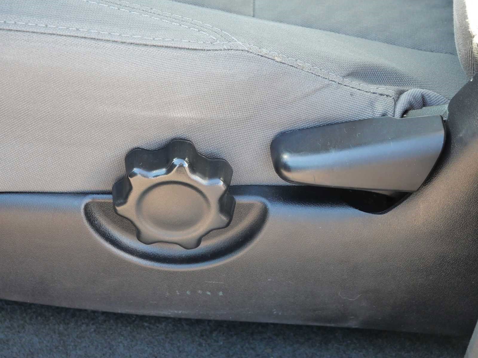 Used 2020 Toyota Tacoma SR image 20