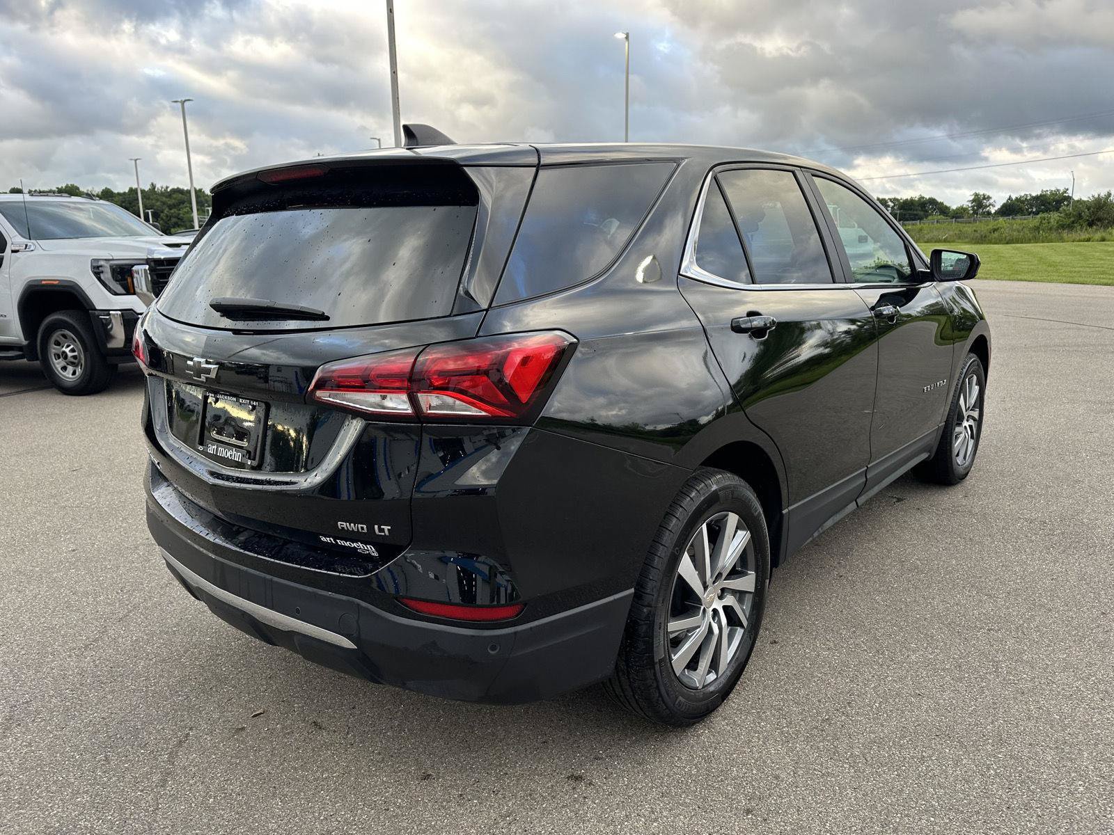 Used 2024 Chevrolet Equinox LT AWD/4WD image 7