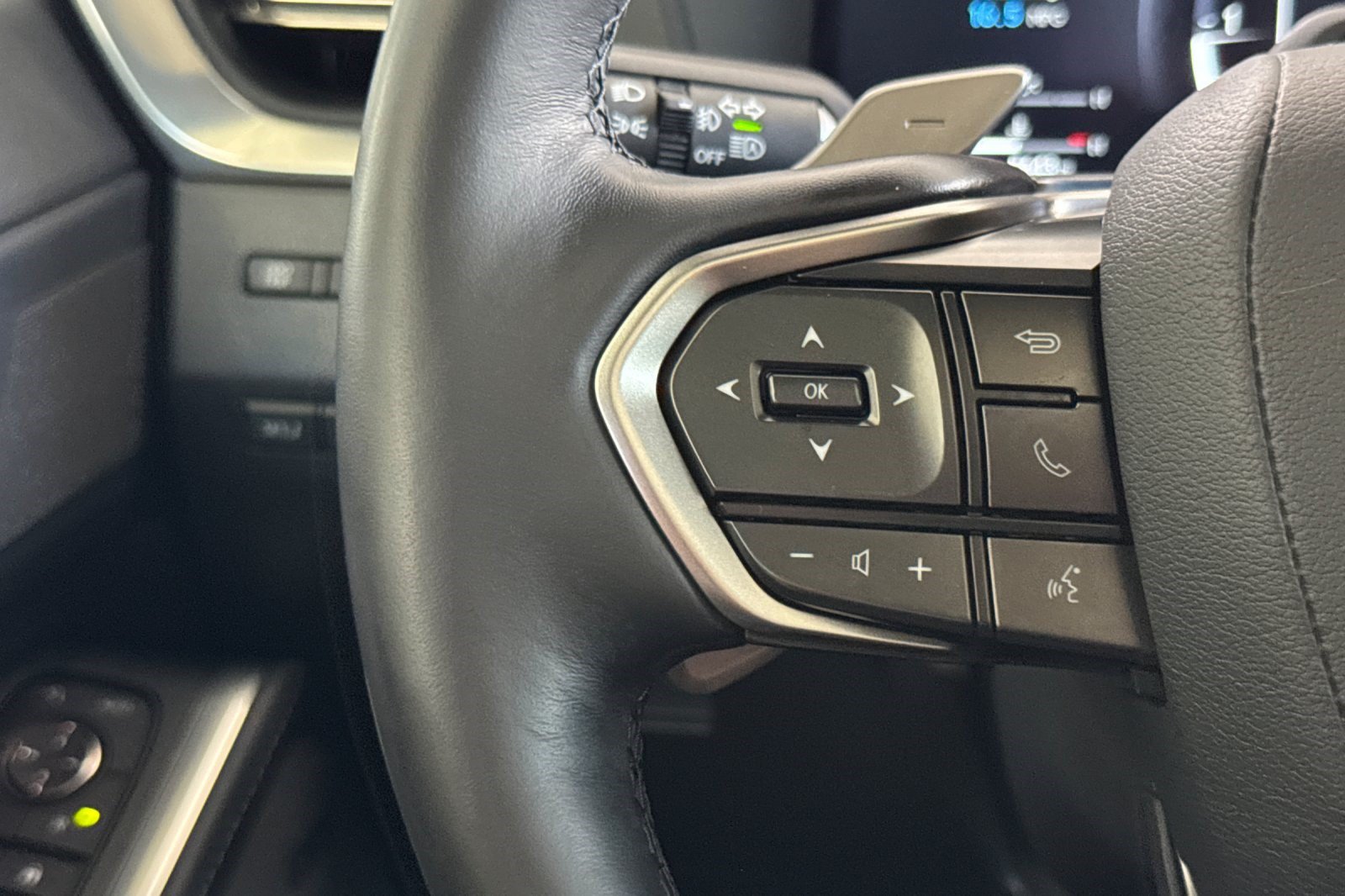 Certified 2024 Lexus GX 550 w/ Accessory Package (Z1) AWD/4WD image 32
