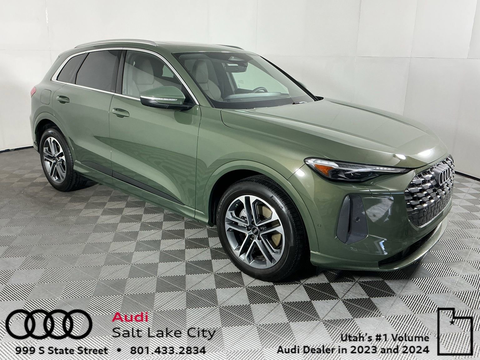 Used 2025 Audi Q5 Prestige image 1