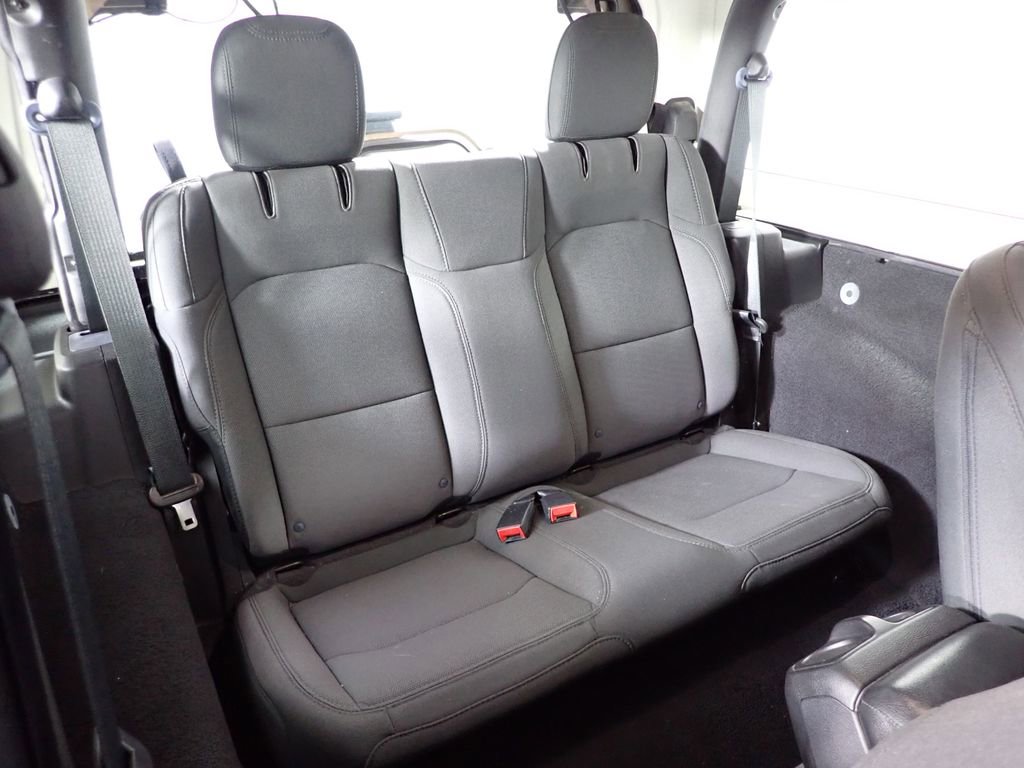 Used 2020 Jeep Wrangler Sport AWD/4WD image 43