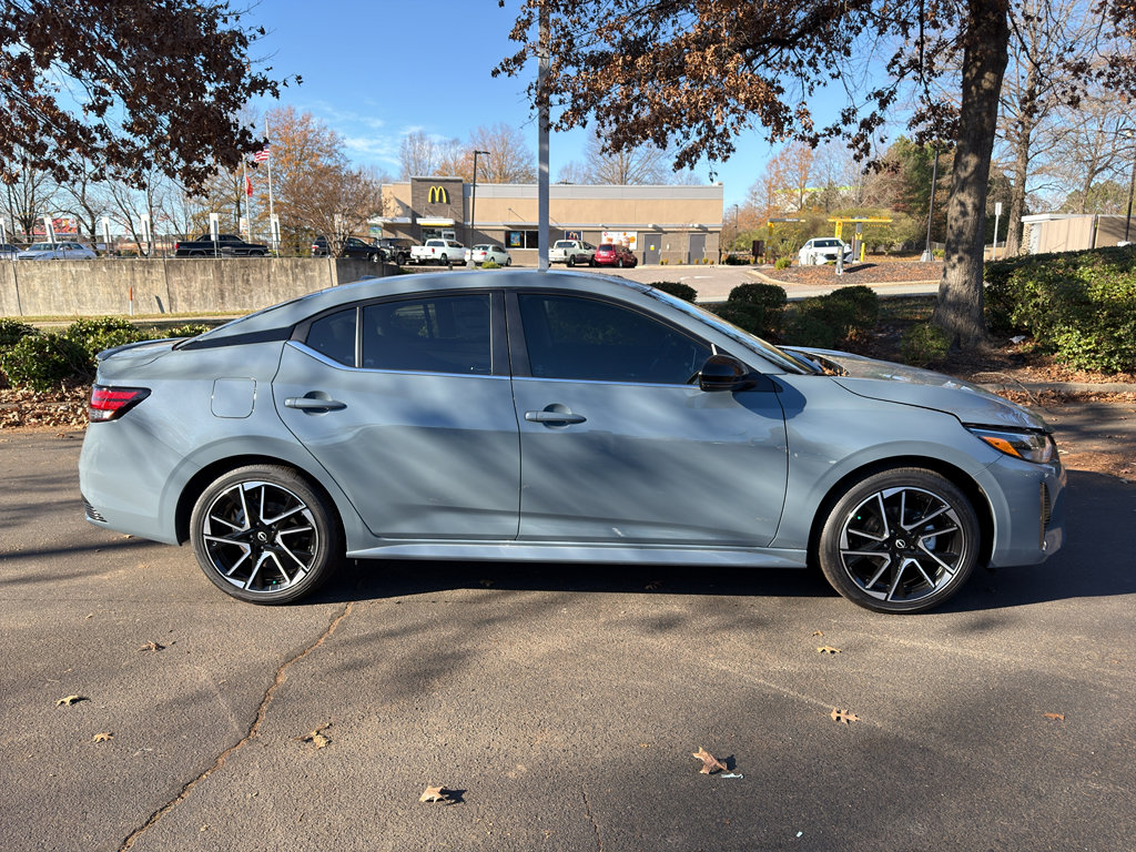 New 2025 Nissan Sentra SR image 8