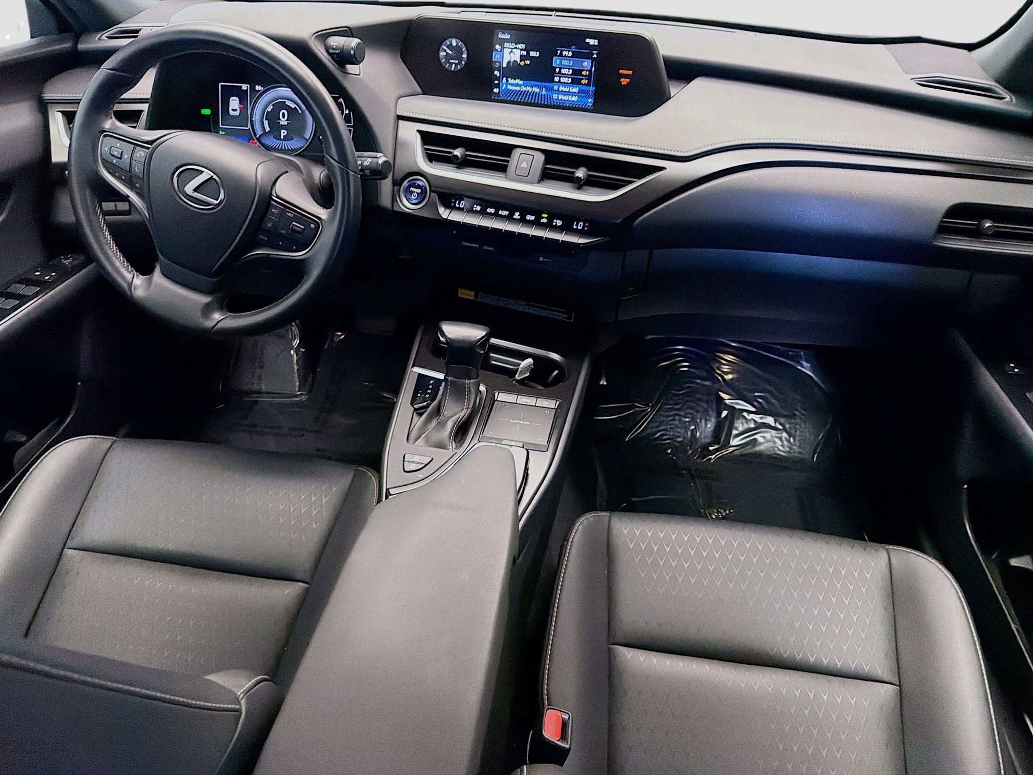 Used 2022 Lexus UX 250h w/ Accessory Package (Z2) image 12