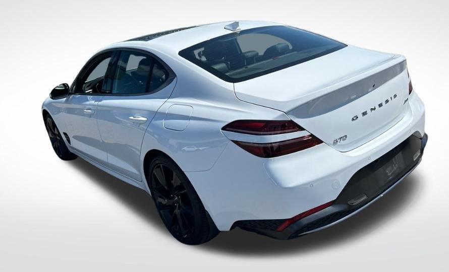 Used 2023 Genesis G70 2.0T w/ Sport Prestige Package AWD/4WD image 9