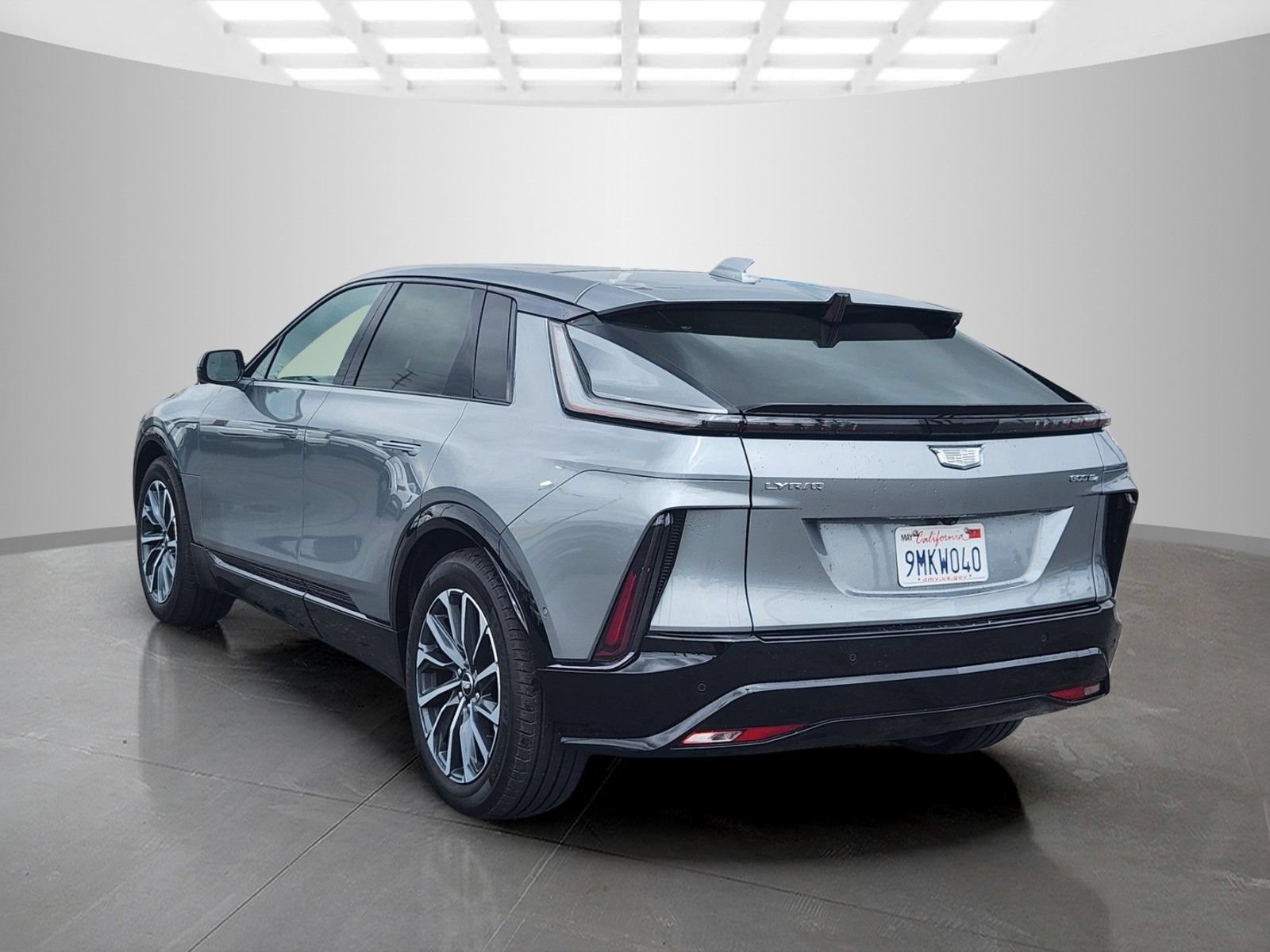 Used 2024 Cadillac Lyriq Sport AWD/4WD image 4
