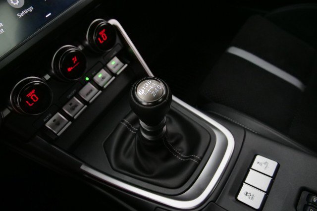 Used 2024 Toyota GR86 Premium RWD image 10