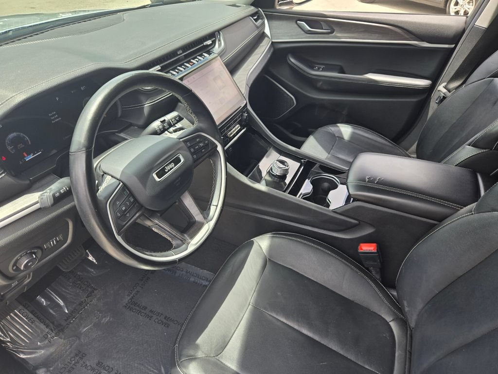 Used 2022 Jeep Grand Cherokee L Limited RWD image 13