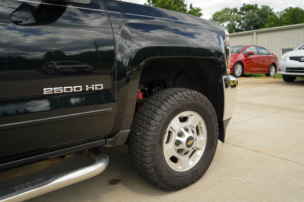 Used 2017 Chevrolet Silverado 2500 LT w/ All Star Edition AWD/4WD image 18