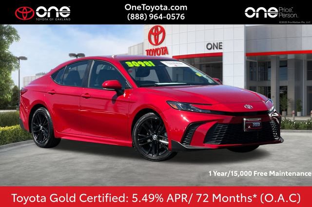 Used 2025 Toyota Camry SE