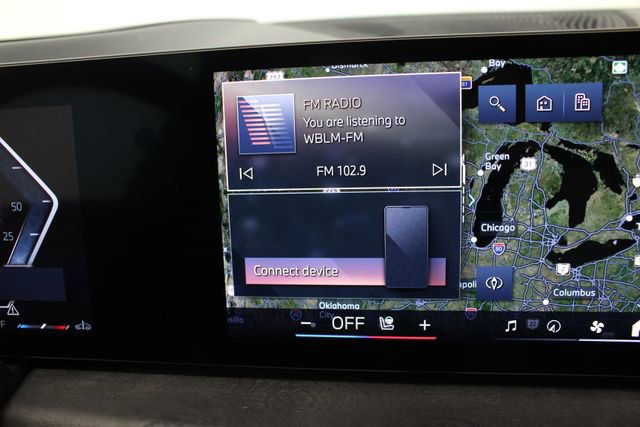 Used 2025 BMW X5 xDrive40i w/ Climate Comfort Package image 18