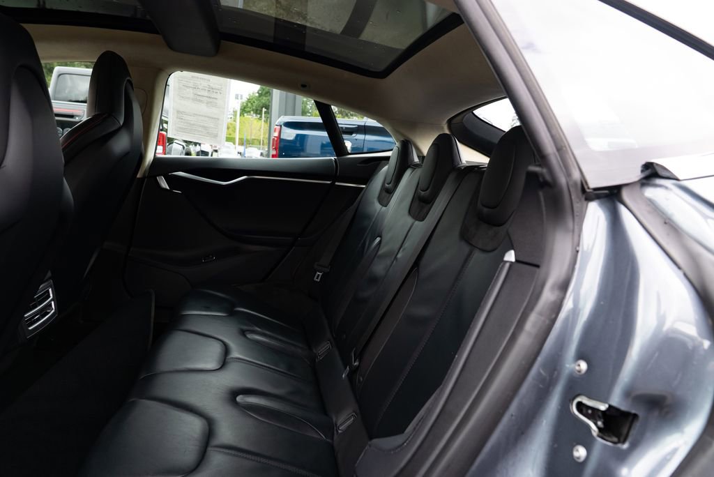 Used 2013 Tesla Model S Performance image 15