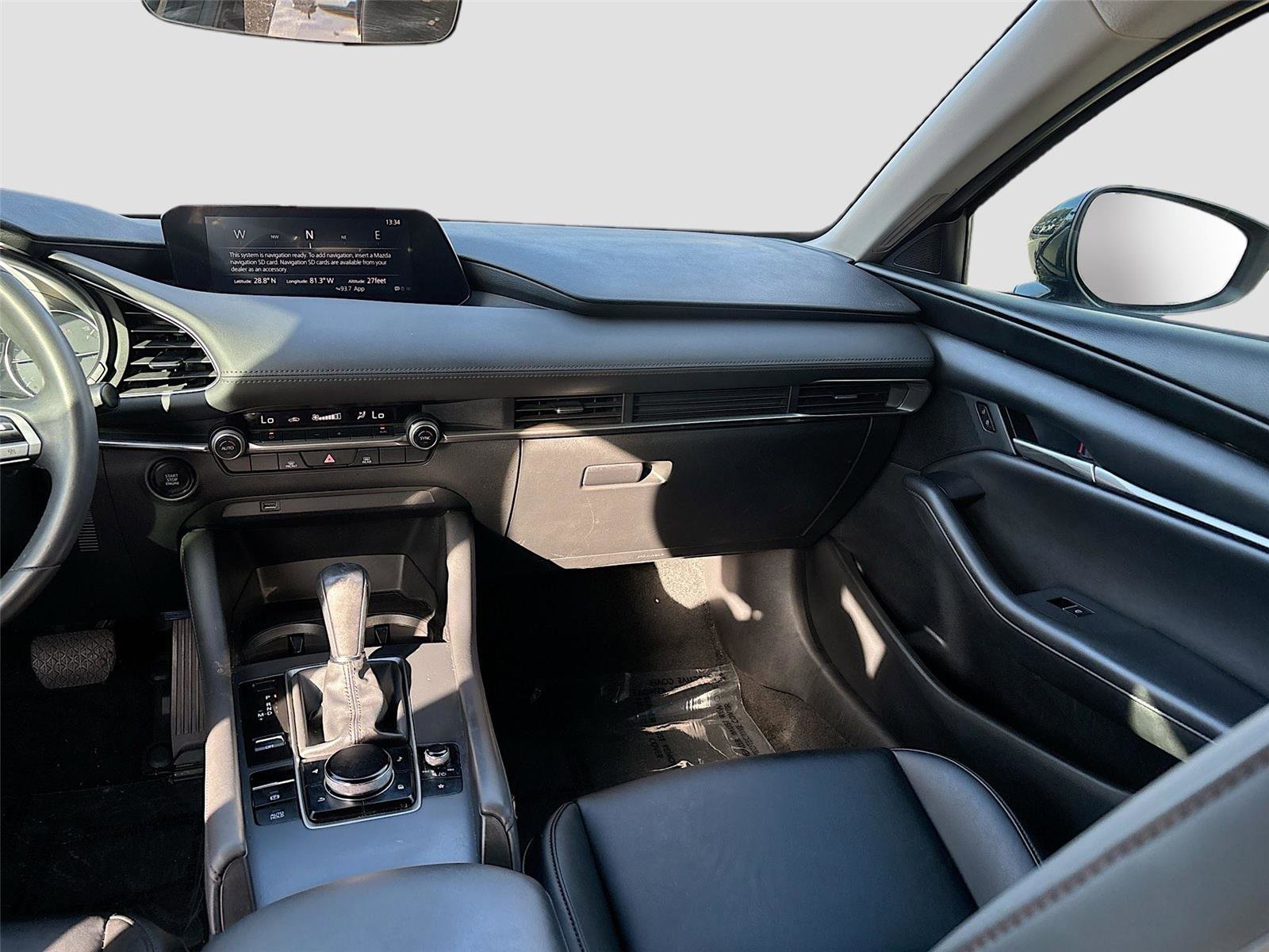 Used 2021 MAZDA MAZDA3 s image 24