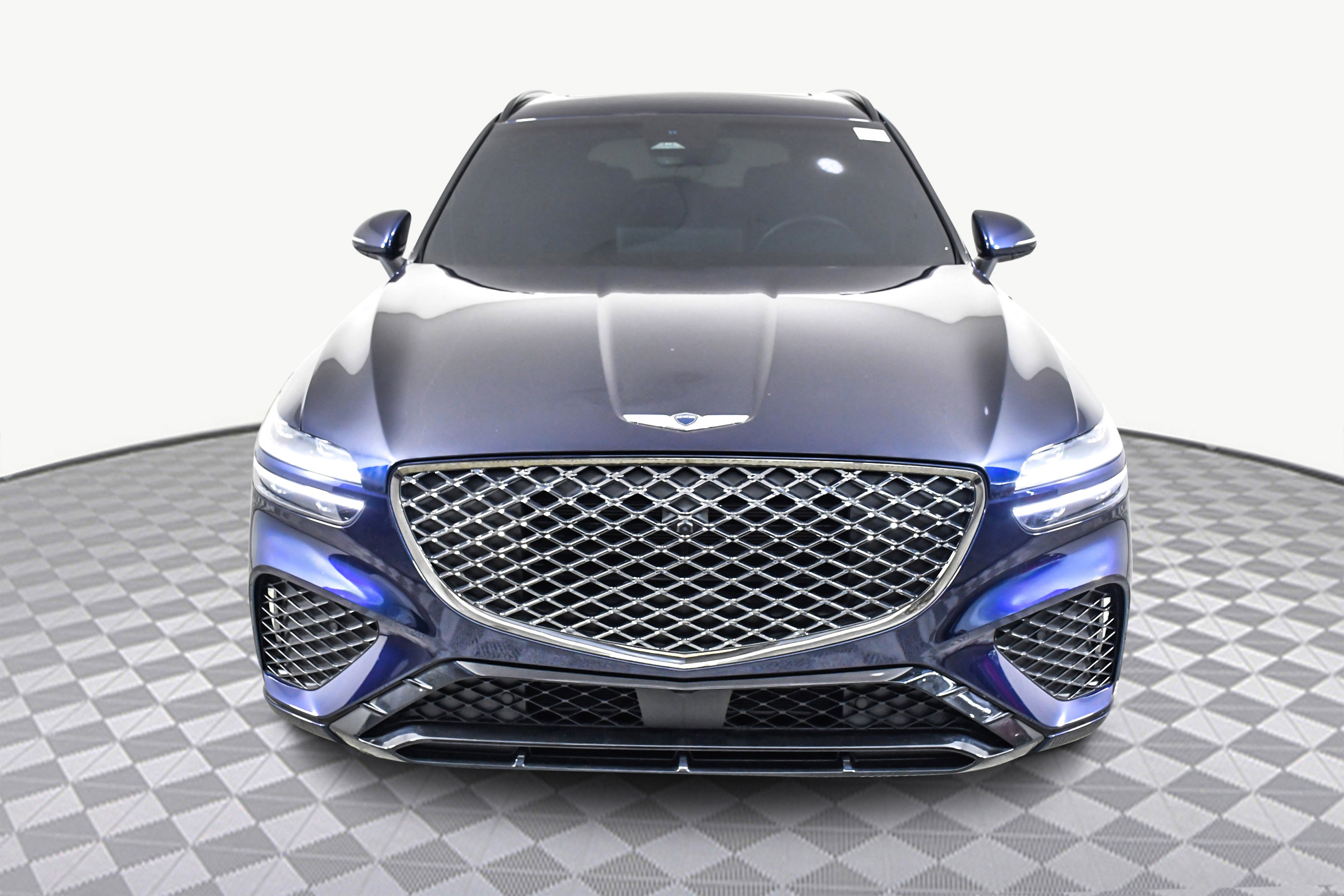 Used 2025 Genesis GV70 3.5T Sport w/ Sport Advanced Package image 2