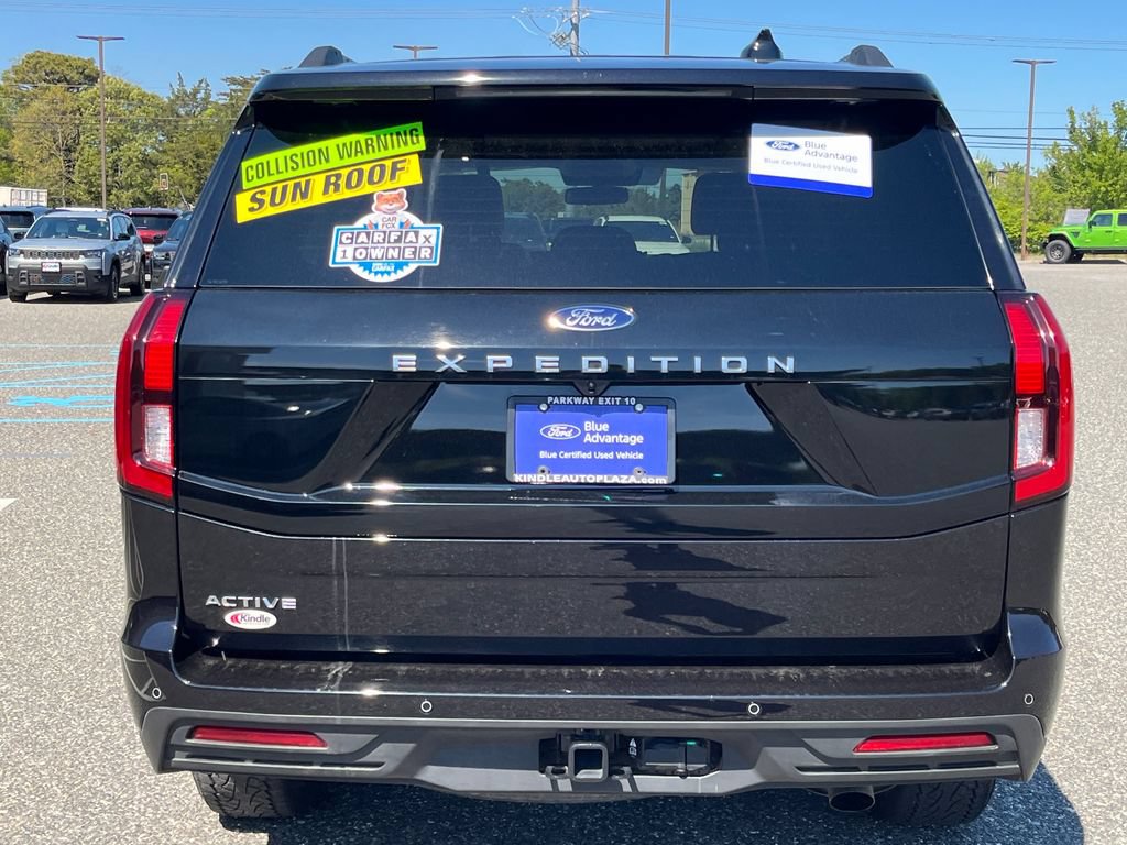 Certified 2025 Ford Expedition Active AWD/4WD image 30