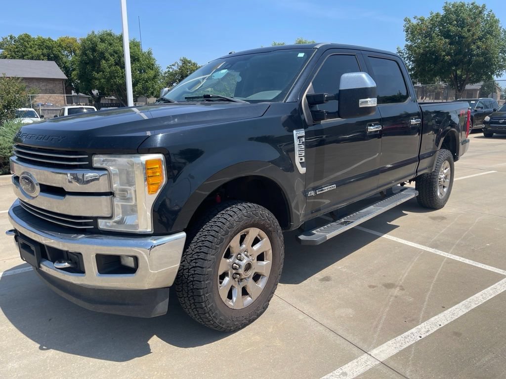 Used 2017 Ford F250 Lariat w/ Lariat Ultimate Package AWD/4WD image 3