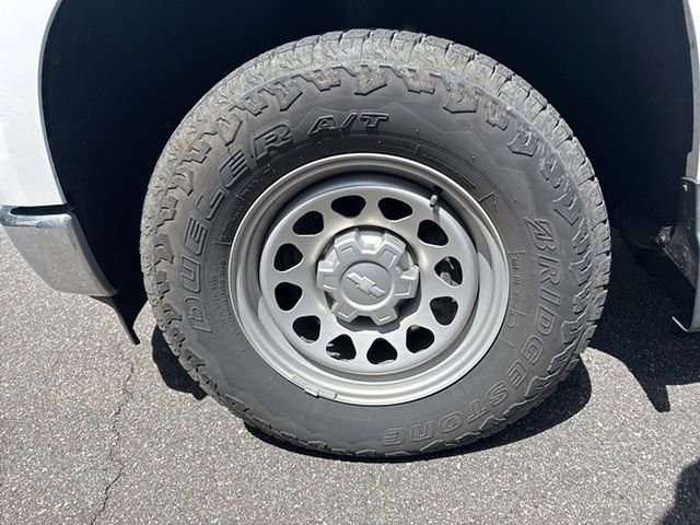 Used 2024 Chevrolet Silverado 1500 W/T w/ WT Value Package image 8
