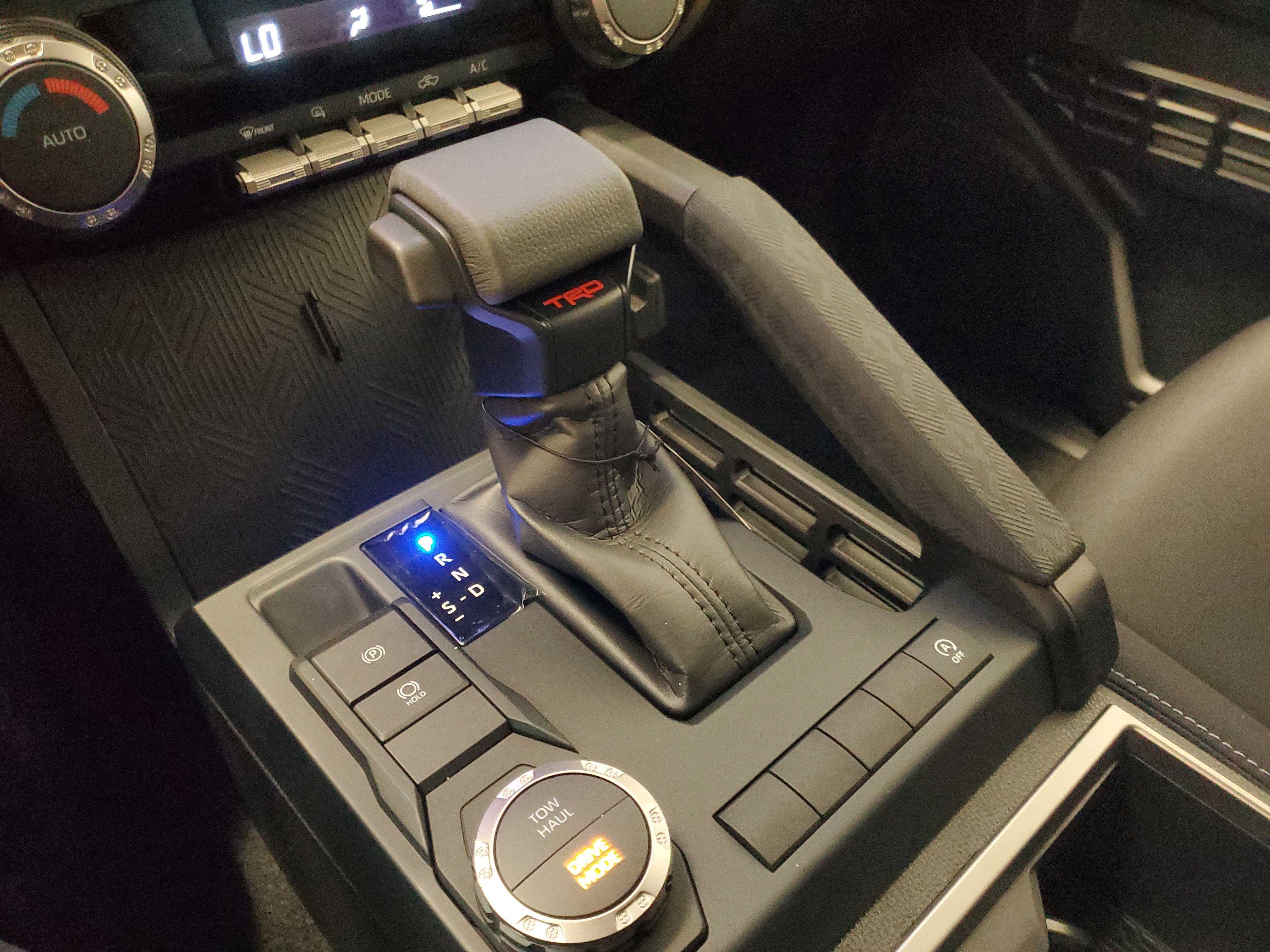 Used 2025 Toyota Tacoma TRD Sport image 31