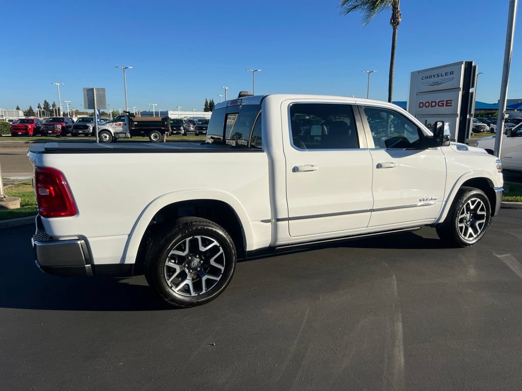 Used 2025 RAM 1500 Laramie w/ Trailer Tow Group AWD/4WD image 17