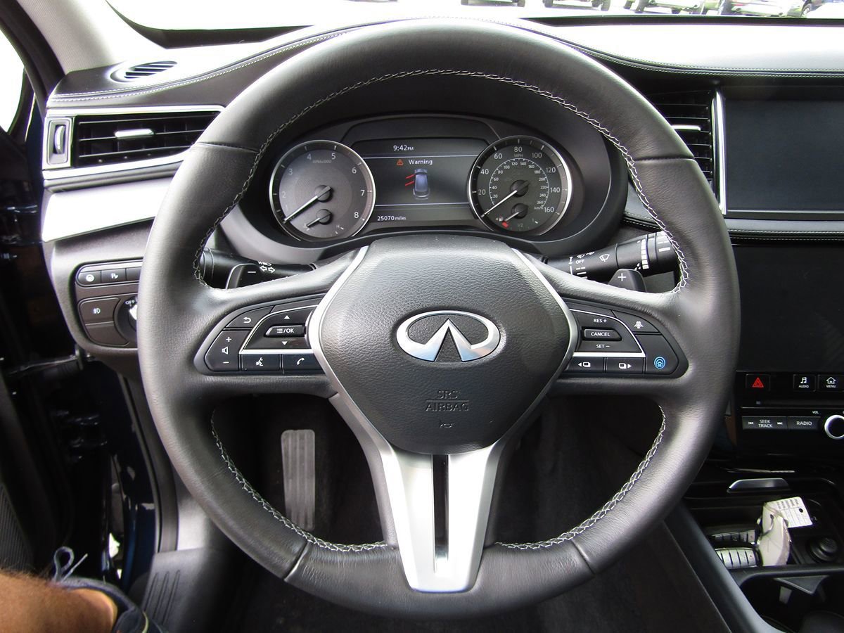 Used 2021 INFINITI QX50 Luxe AWD/4WD image 7