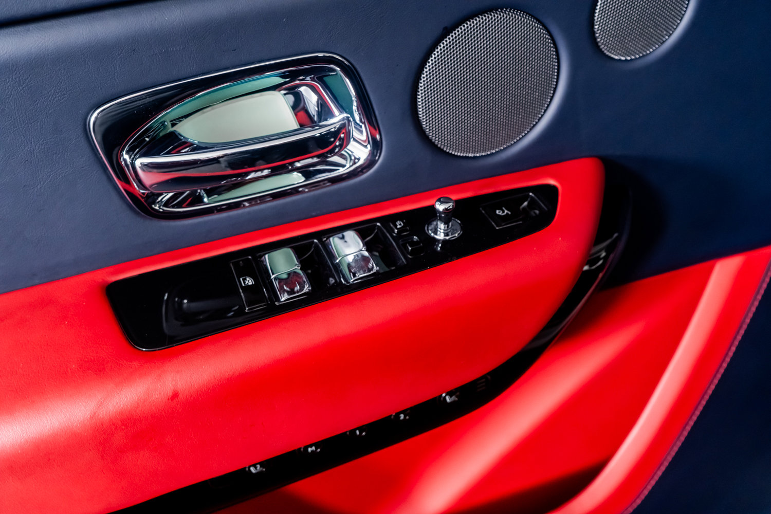 Used 2023 Rolls-Royce Cullinan image 39