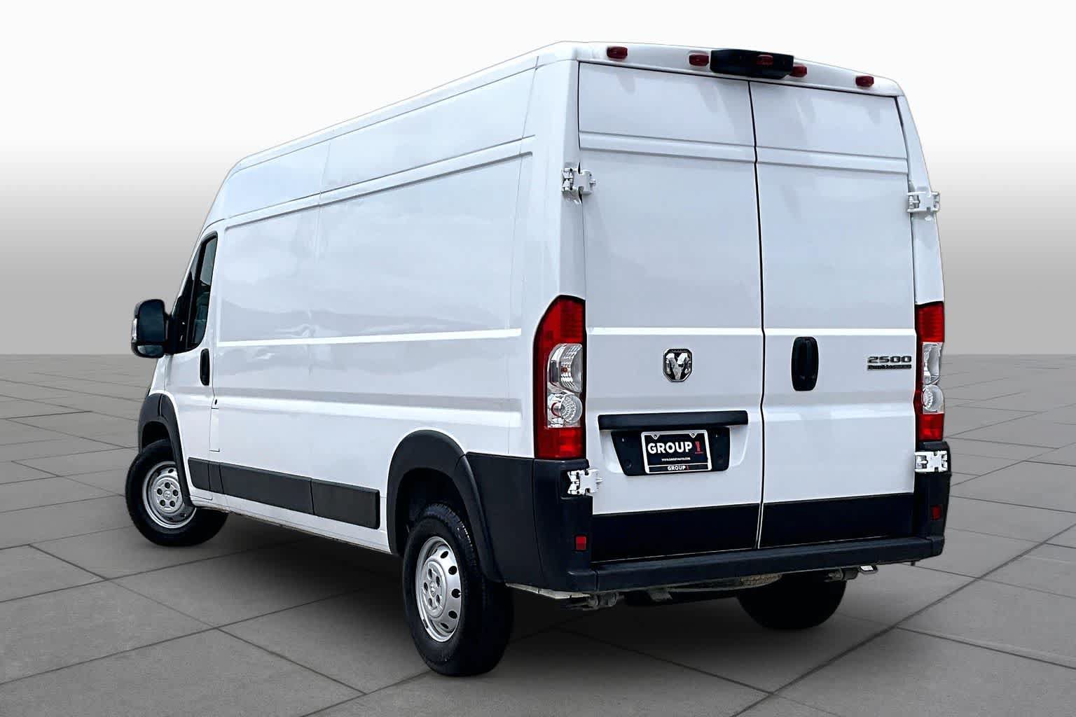 Used 2025 RAM ProMaster 2500 w/ Convenience Group FWD image 12