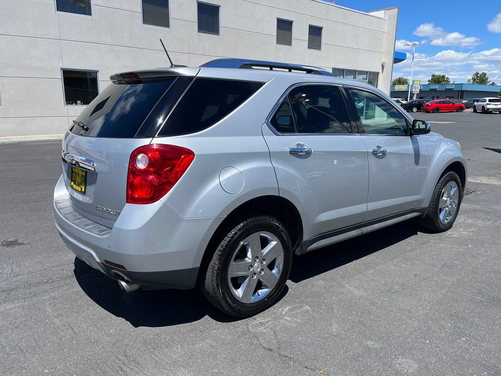Used 2015 Chevrolet Equinox LTZ AWD/4WD image 5