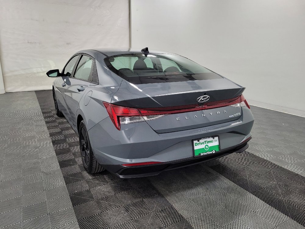 Used 2021 Hyundai Elantra Blue image 5